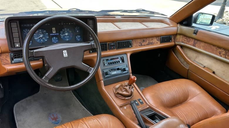 1984 Maserati Biturbo interior image