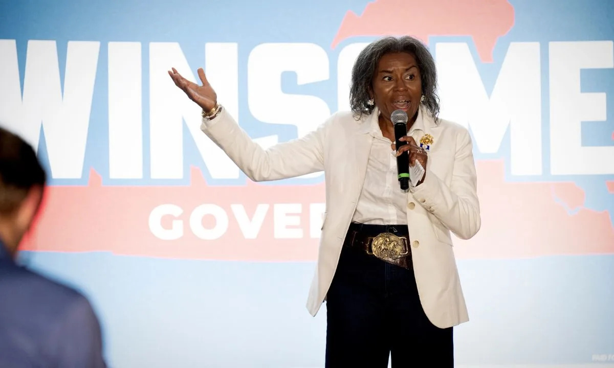 Trump Penalties in Virginia Transgender Cases Offer Fodder in Governor’s Race