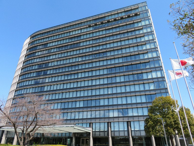トヨタ、関税影響は1.4兆円　営業利益押し下げ　26年3月期