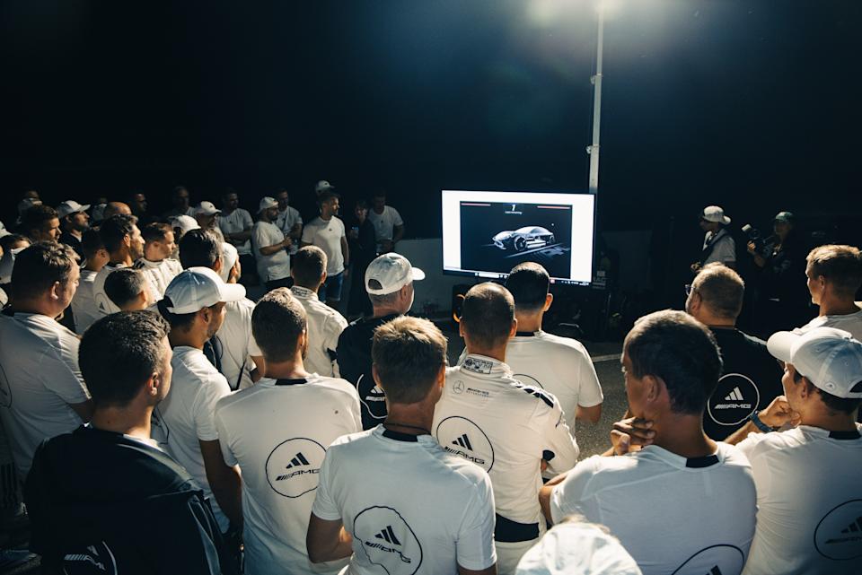 CONCEPT AMG GT XX definiert Performance neu: Technologieträger pulverisiert Weltrekorde in Serie | Nardò, 2025. CONCEPT AMG GT XX redefines performance: Technology pioneer shatters record after record | Nardò, 2025.