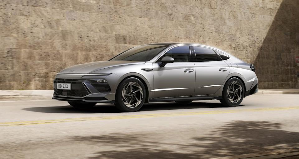 2025 Hyundai SonataHyundai