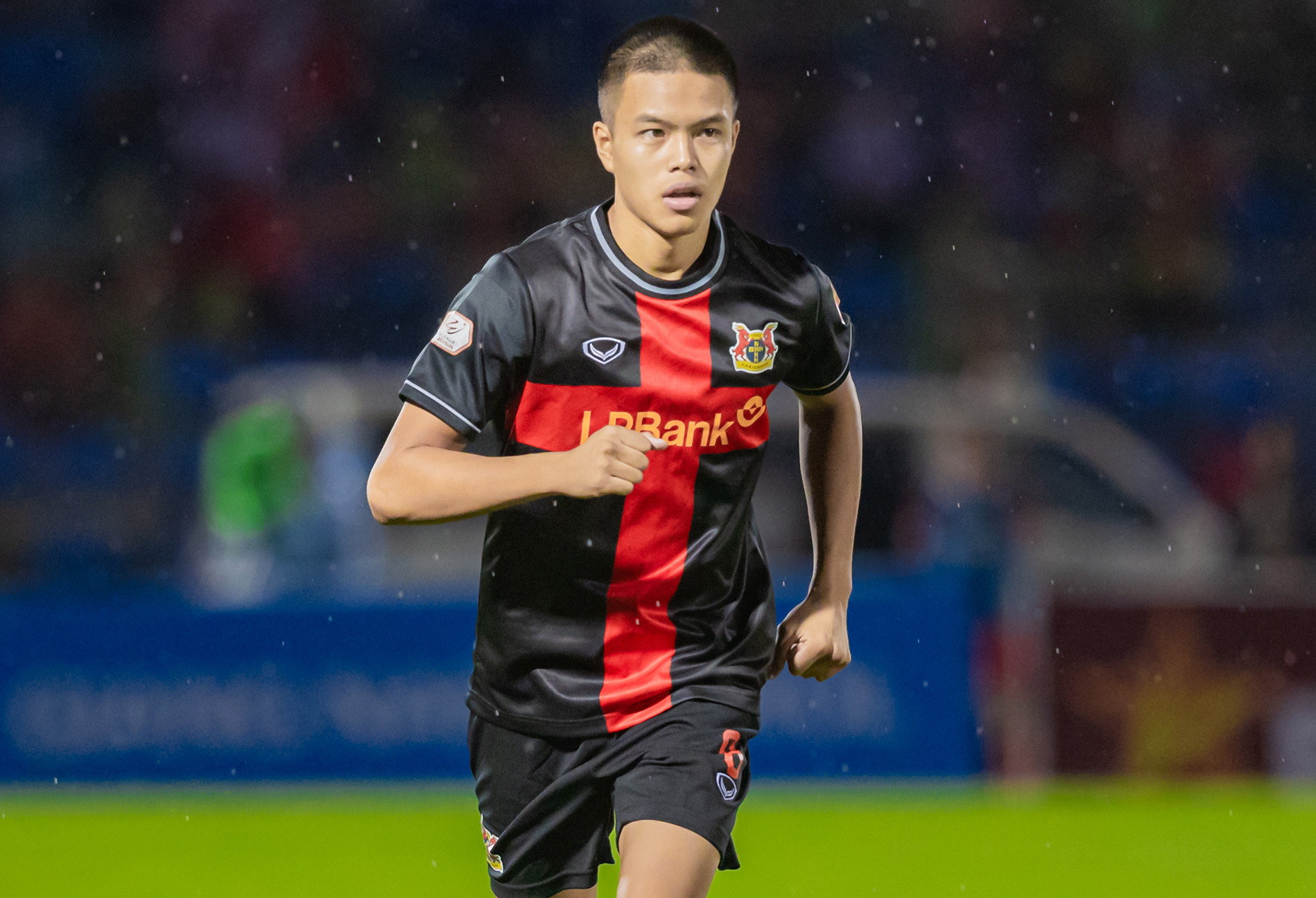 HLV Kim Sang Sik gọi cầu thủ Việt kiều Thành Trung lên U23 Việt Nam