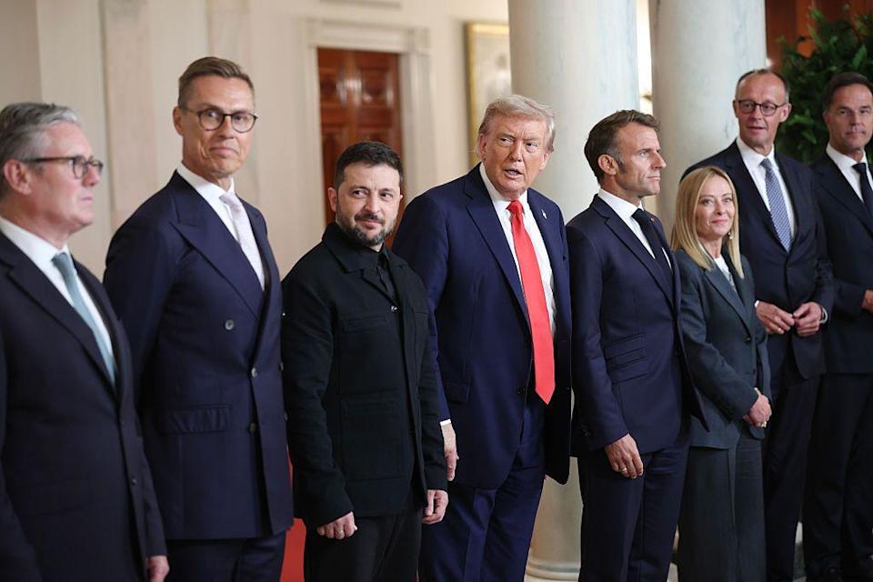 Los líderes europeos, Zelensky y Trump en la Casa Blanca.