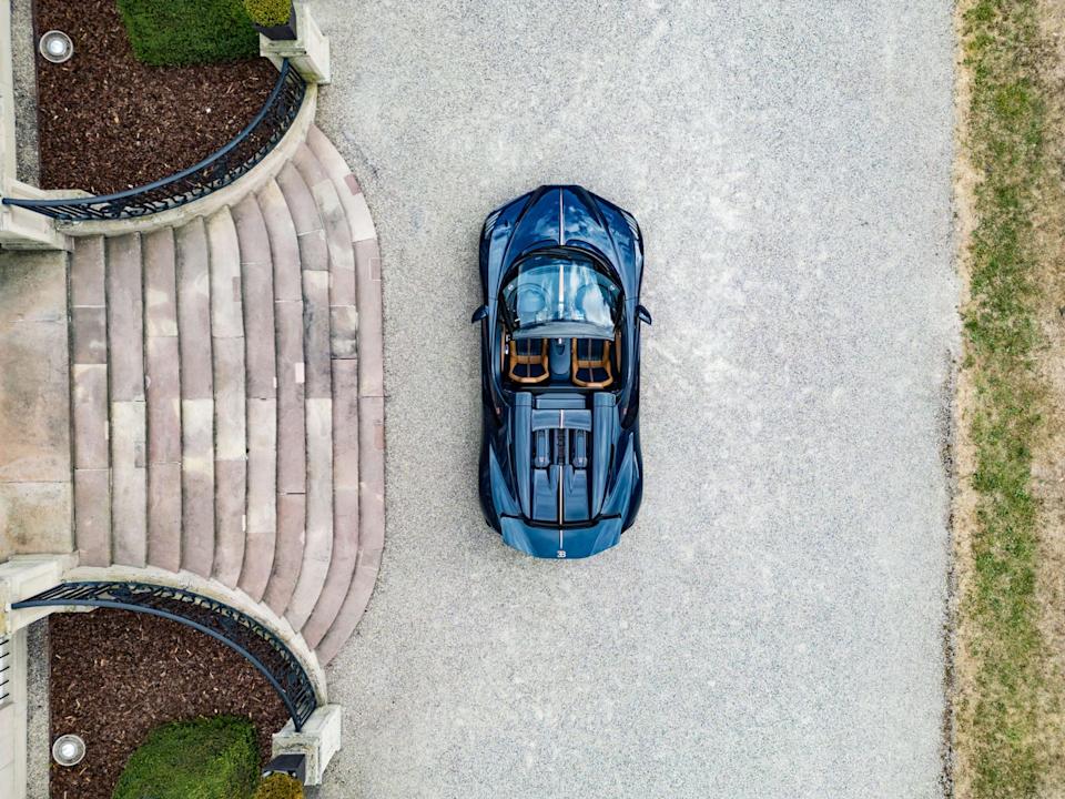 bugatti mistral 2025