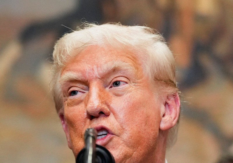 トランプ氏、原子力潜水艦「適切な地域に配備」　ロシア側発言受け