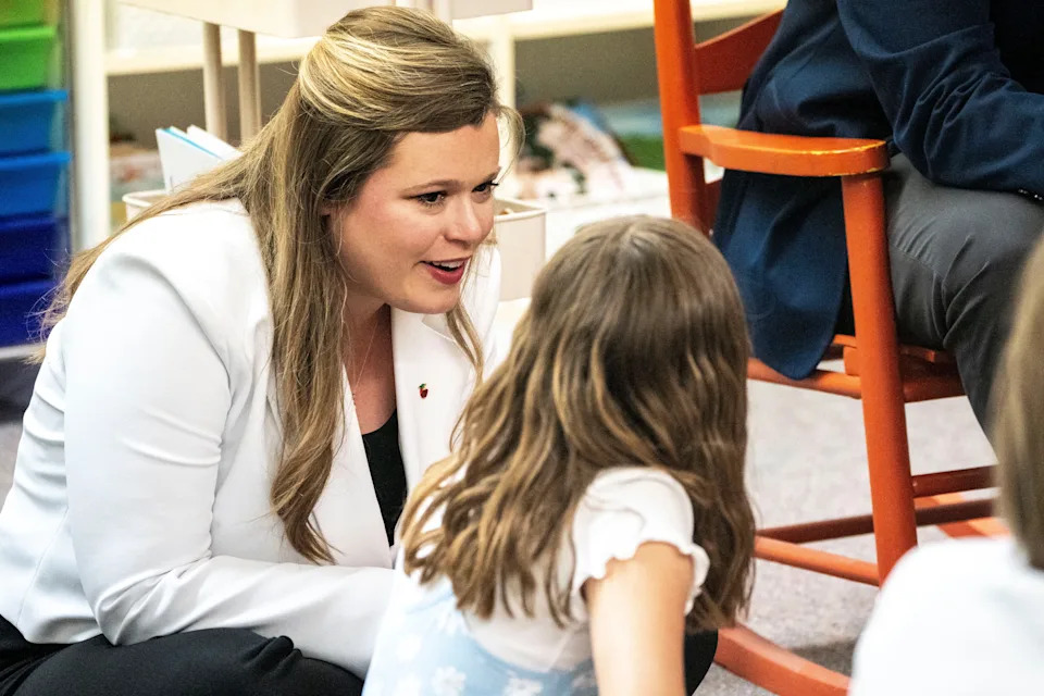 Iowa schools see small gains in literacy, state assessment shows