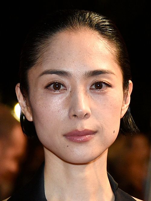 《8年ぶり映画出演》キムタク担当の4歳年上スタイリストと事実婚状態に…深津絵里（52）はなぜ“消えていた”のか？