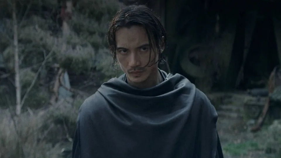 1 year after it was canceled, Star Wars fans are reassessing The Acolyte, and everyone can agree that Manny Jacinto's Qimir was the highlight: "One of the coolest Sith in the franchise"