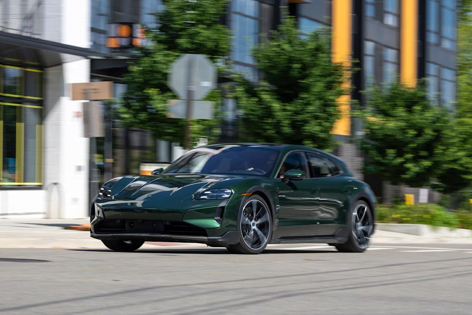 2025 porsche taycan turbo gt