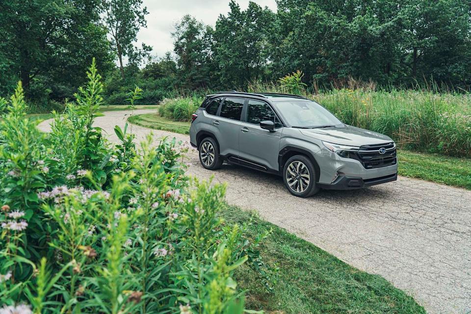 2025 subaru forester hybrid