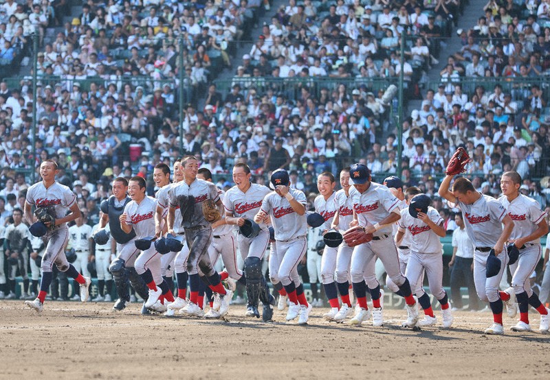 「終盤に強い」京都国際が8強入り　持ち味発揮し逆転　夏の甲子園