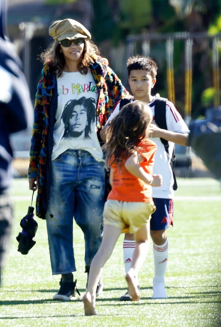 Berry junto a su hijo Maceo