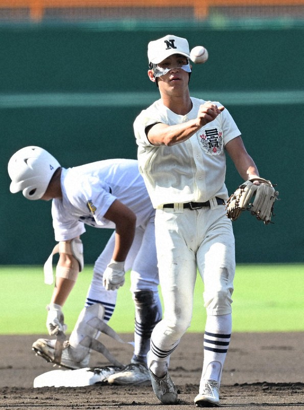 死球で顔面打撲の日大三・松岡　フェースガード姿で先発　夏の甲子園