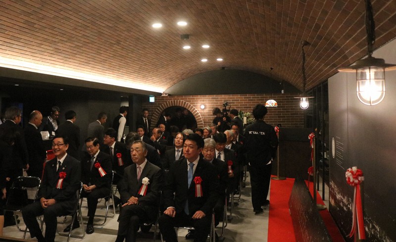 福岡のホテル、宿泊者に食事出しません　街に繰り出してほしいから