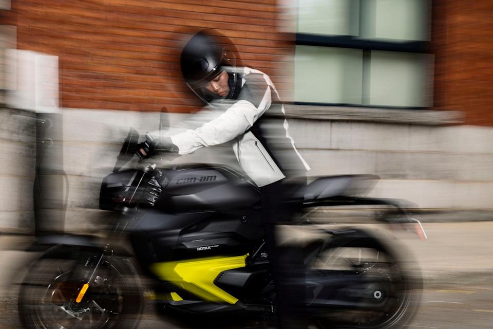 2025 canam origin and pulse