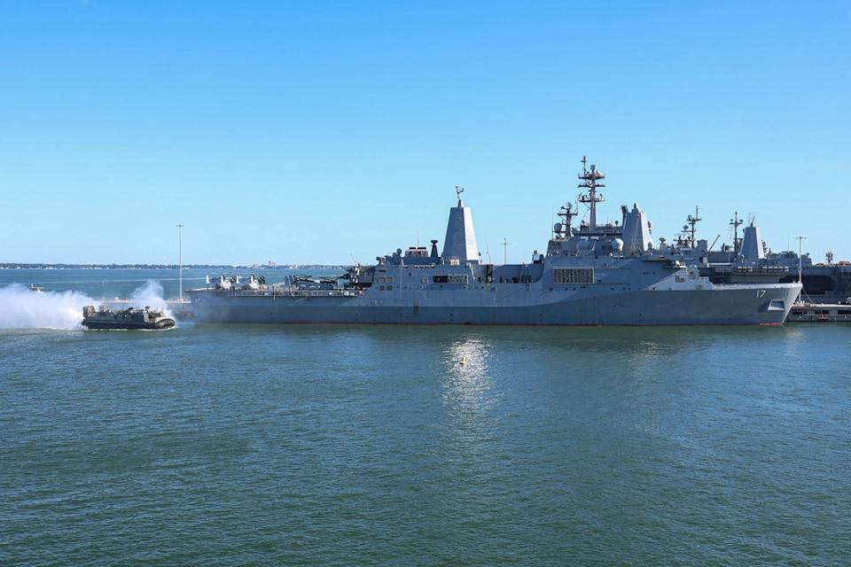 EE.UU. difunde las primeras imágenes de los barcos de guerra que ya van camino a aguas cercanas a Venezuela