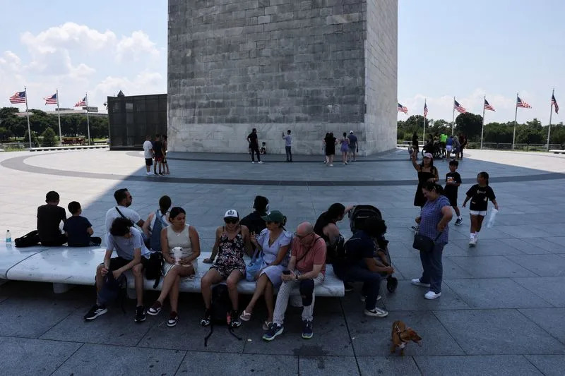 White House ups federal law enforcement at tourist hot spots in Washington, D.C