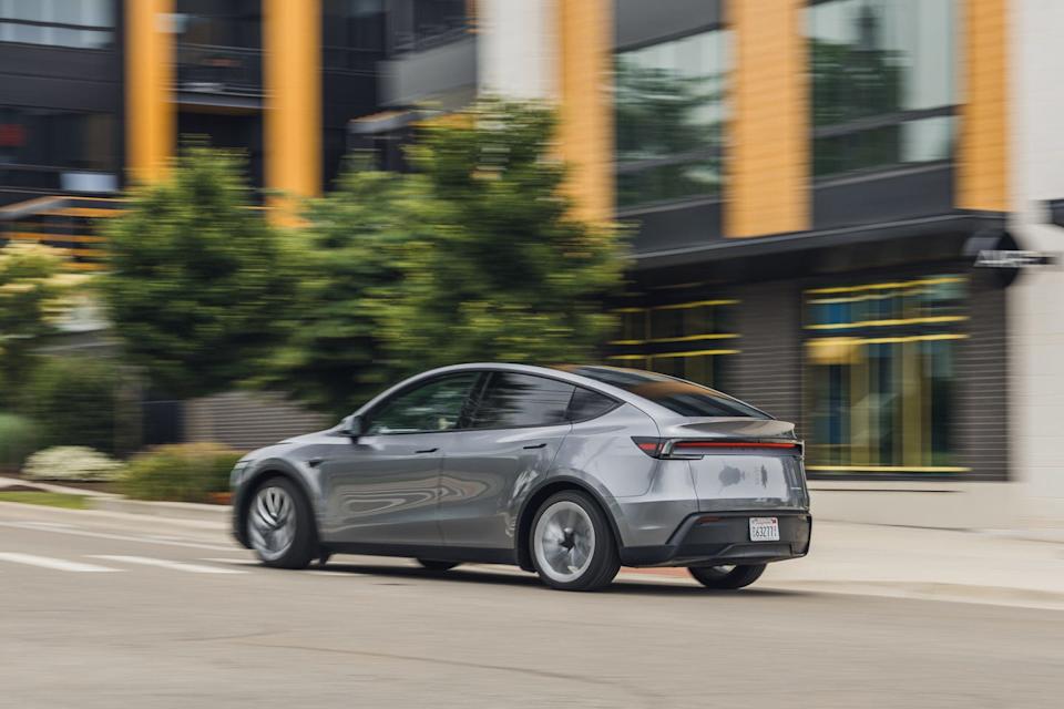 2026 tesla model y long range awd juniper