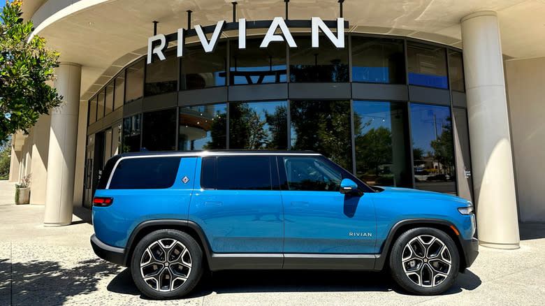 The Cheapest Electric Vehicle On The Market Shows Why EV Adoption Rate Isn't Higher