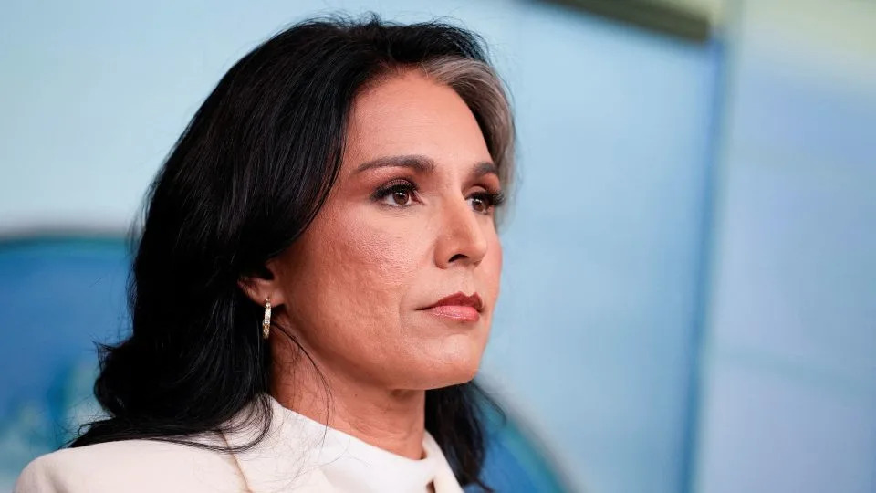 Gabbard abruptly ousted CIA Russia expert days after Trump-Putin meeting