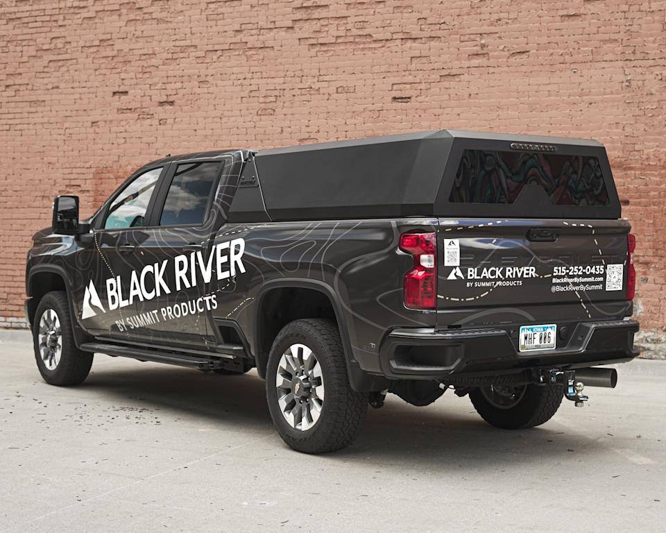 Matrix truck bed topper