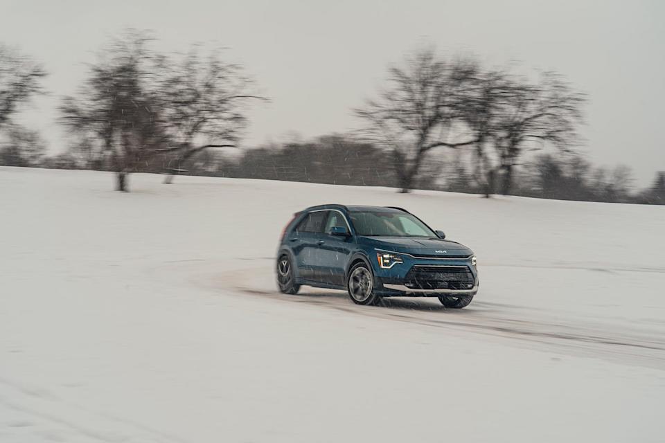 2024 kia niro phev lt