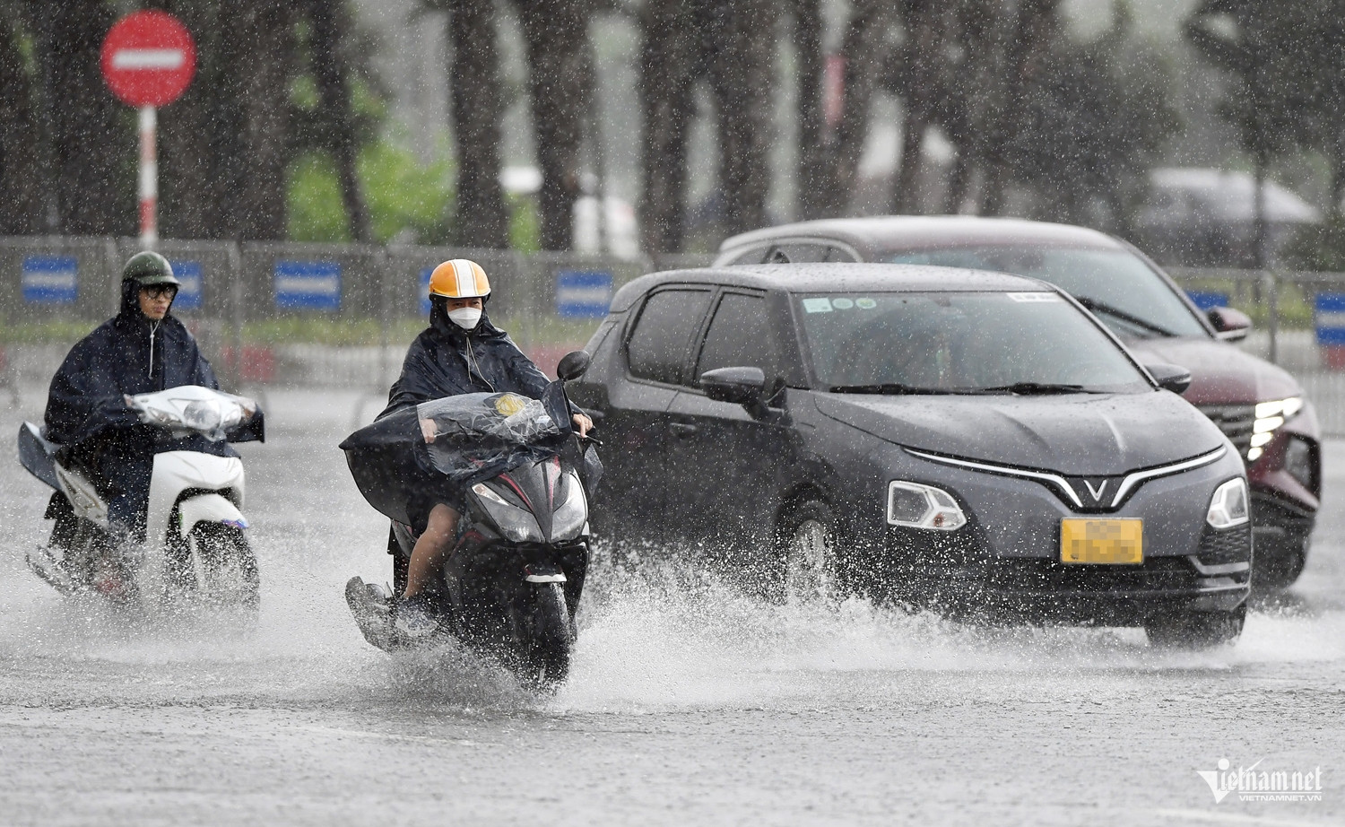 Dự báo thời tiết 16/8/2025: Điểm tên vùng trọng tâm mưa lớn, có nơi trên 300mm