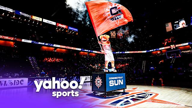 Sparks coach Lynne Roberts calls out fans after another sex toy is thrown onto the court: 'It's ridiculous'