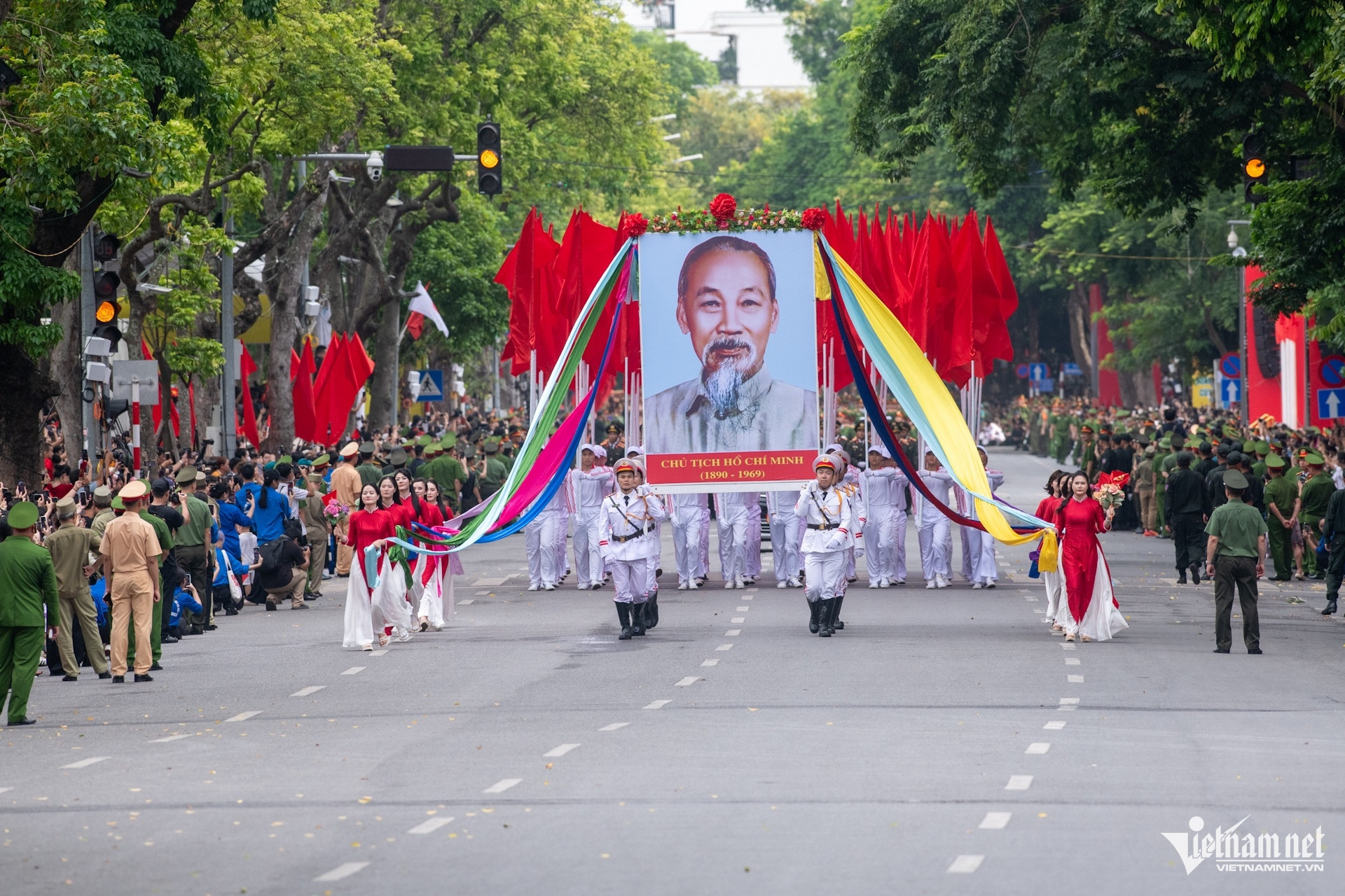 'Các chú là công an, biết thì nói, không biết thì hỏi, đừng làm thinh'