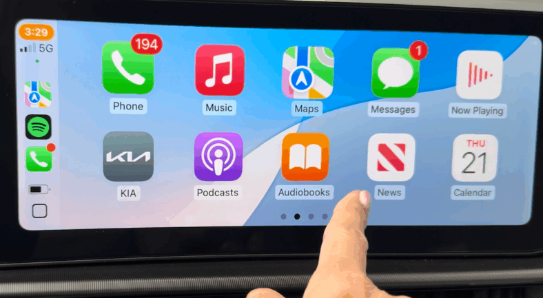 Wireless Apple CarPlay in the 2026 Kia Sportage