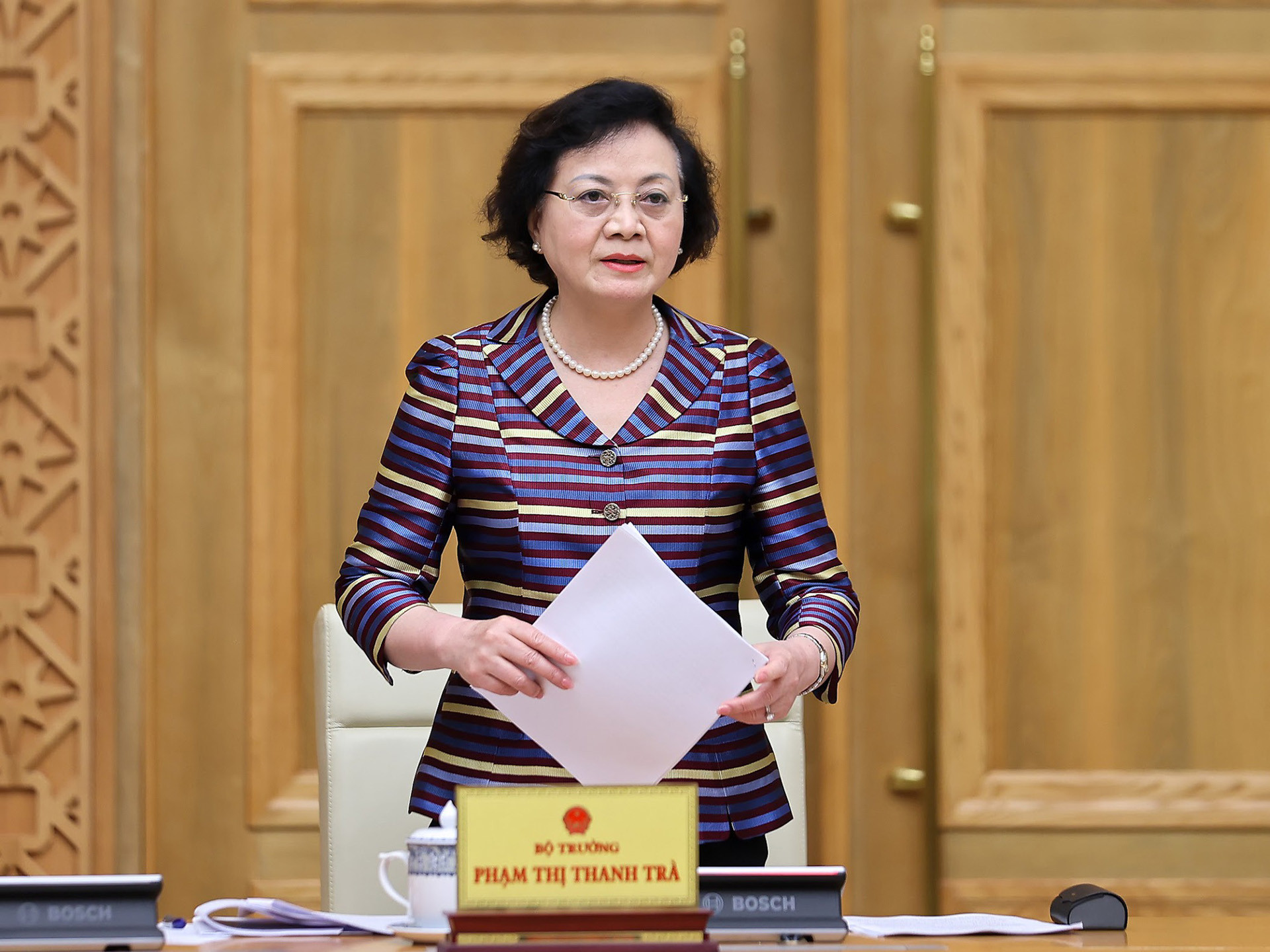 Bộ trưởng Nội vụ: Không để cán bộ nghỉ việc theo Nghị định 178 tràn lan