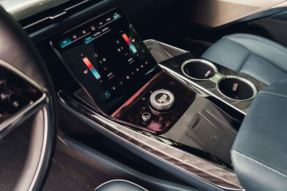 2025 cadillac escalade iq
