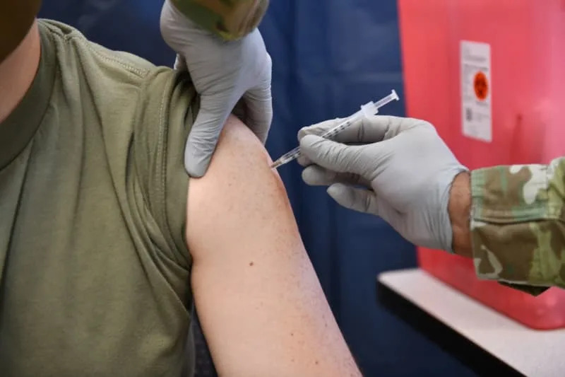 Illinois quick hits: Human trafficking law signed; Mercyhealth to pay for COVID vaccine discrimination