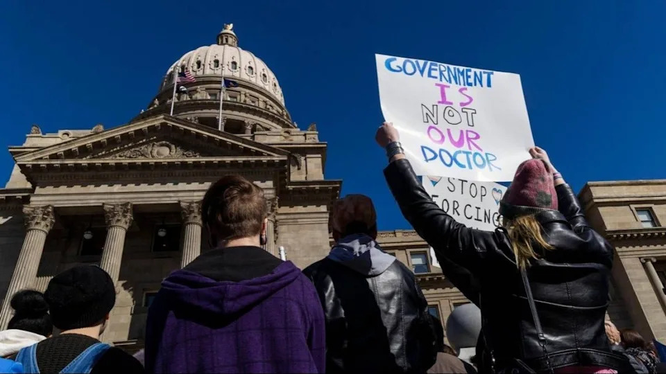 Transgender plaintiffs challenge Idaho bathroom law with new complaint