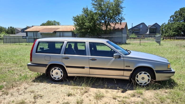 1996 Volvo 850 Estate left-side image