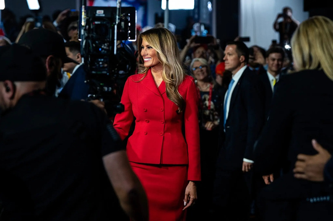 Bà Melania nhờ ông Trump gửi thư cho Tổng thống Nga Putin