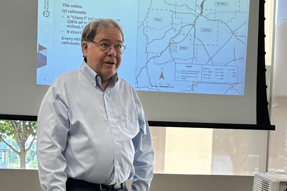 How Illinois hopes to revitalize waterway transportation across the Peoria area