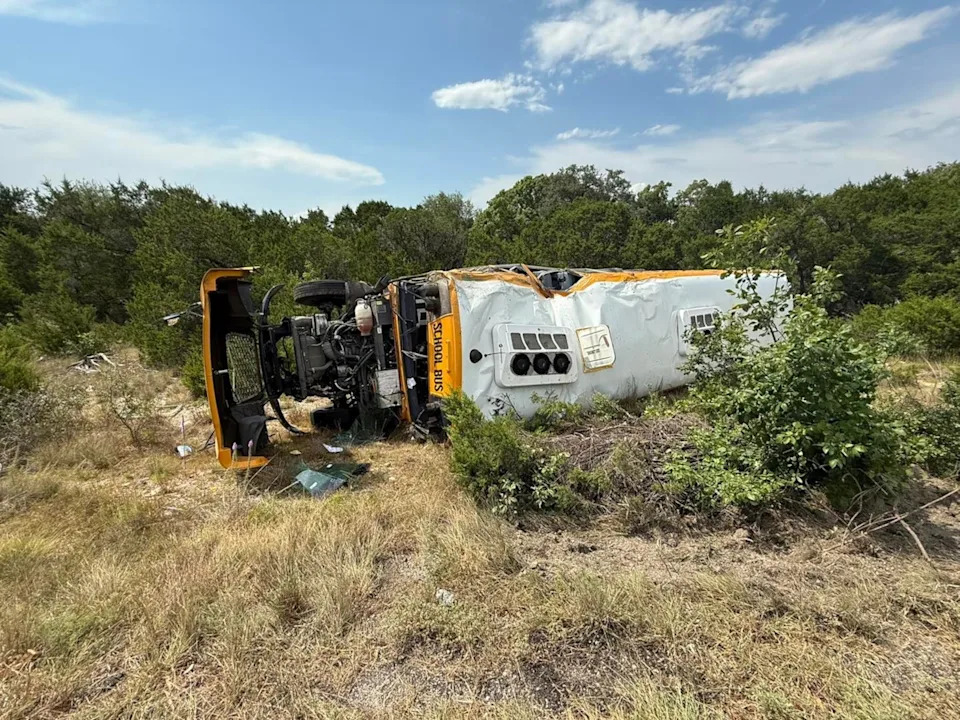 Texas school bus carrying over 40 students crashes on 1st day of school