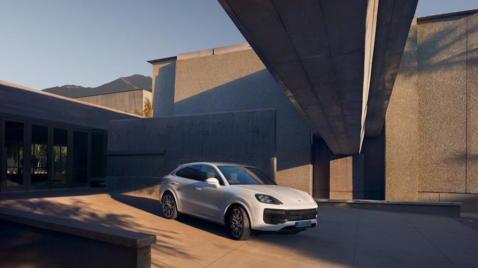 2025 porsche cayenne turbo ehybrid