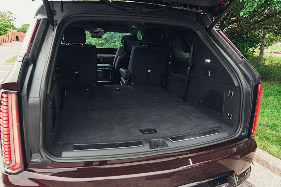 2025 cadillac escalade iq