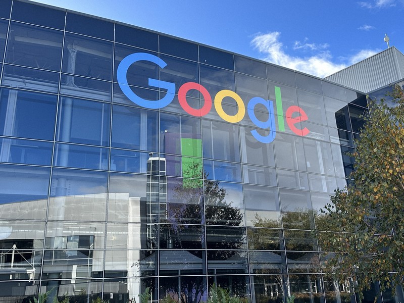 米グーグルの本社＝米西部カリフォルニア州マウンテンビューで2023年11月18日、大久保渉撮影
