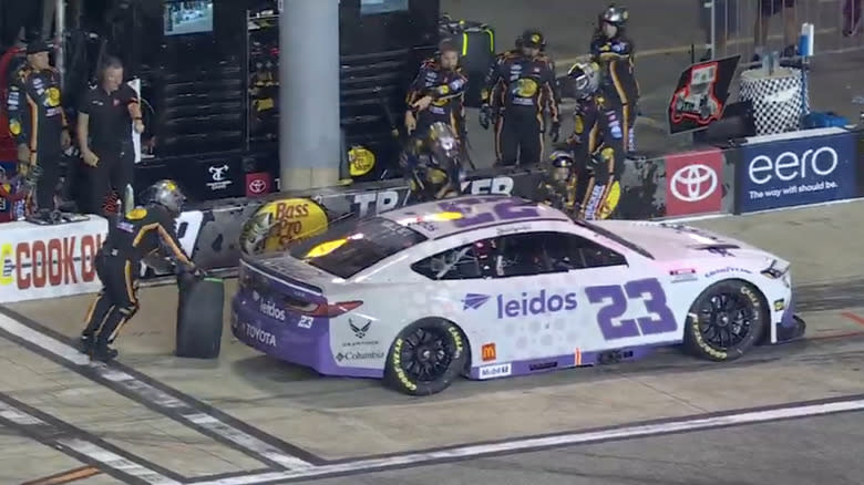 Bubba Wallace's Wheel Falls Off, Toyota Teammate Fixes It