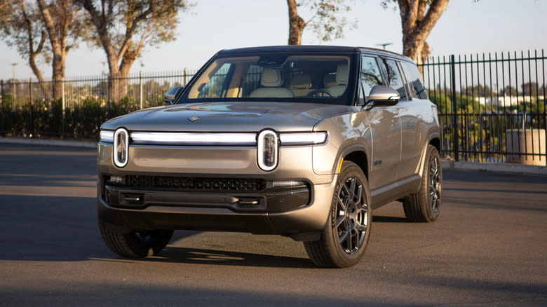 Rivian Is Auctioning This Bespoke Pebble Beach–Themed R1S To Benefit MrBeast's Clean Water Fund