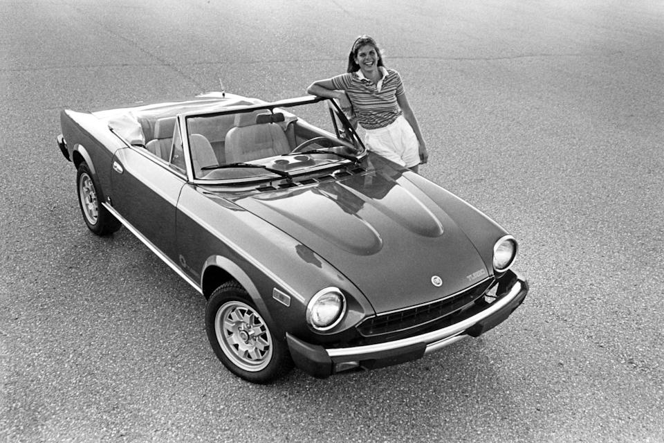 1982 fiat turbo spider 2000