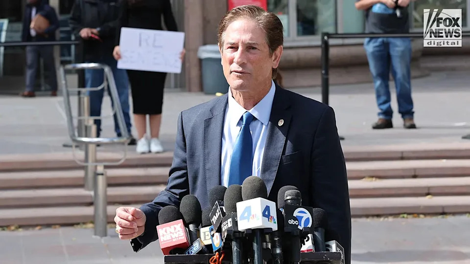 District Attorney Hochman outside court for the hearing on the resentencing of the Menendez brothers for the murder of their parents