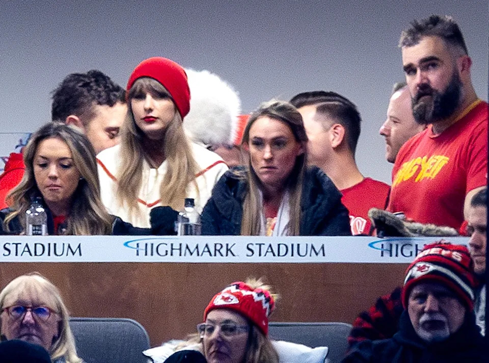 <p>Travis Kelce Has Already Heard All the Songs</p>