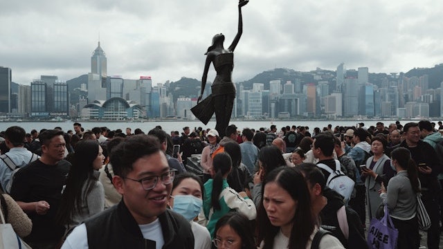 北上南下｜周六近21.3萬内地客訪港　創5.2後新高　39萬港人北上