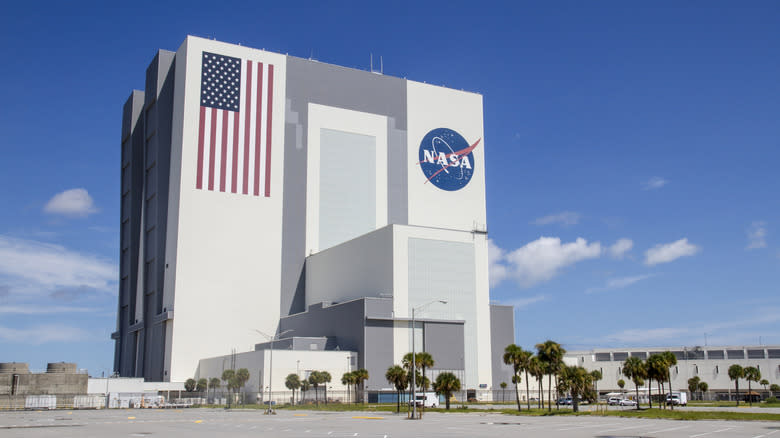 NASA Employees Now Subject To Random Searches As Agency Becomes AI-Fueled Police Mini-State
