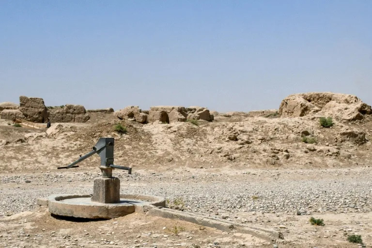 From drought to floods, water extremes drive displacement in Afghanistan
