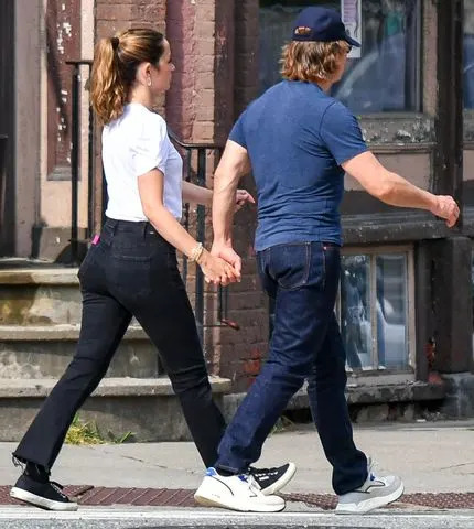 TheImageDirect.com Ana de Armas (left) and Tom Cruise (right) in Vermont on July 27